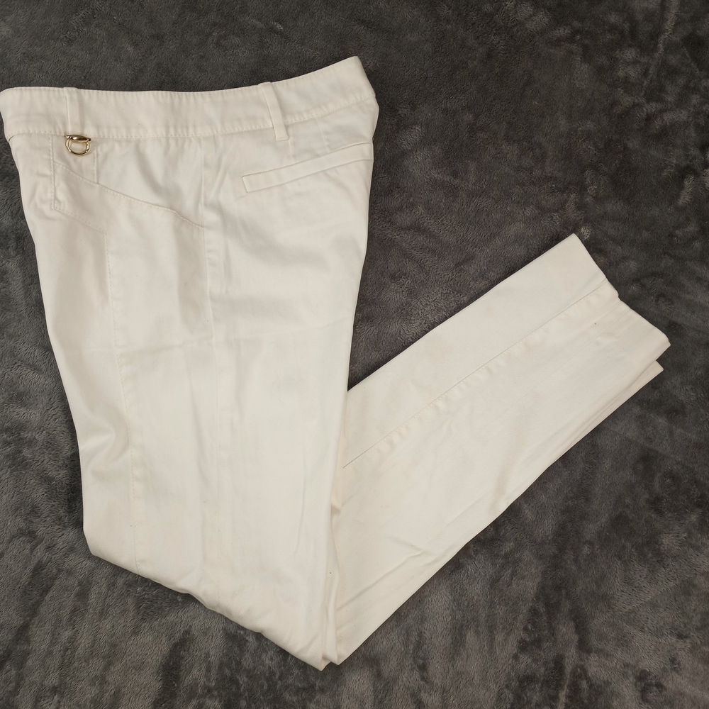 Gucci Women's White Slim Dress Pants with Gold Accent Size 36